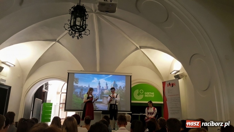 Zdjęcie w galerii na portalu naszraciborz.pl: Turbolandeskunde - uczniowie II LO najlepsi!  wiadomości z regionu