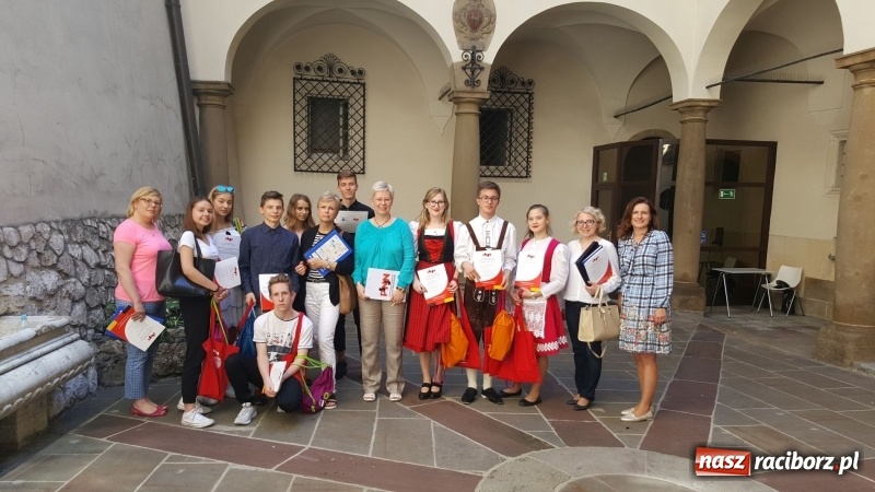 Zdjęcie w galerii na portalu naszraciborz.pl: Turbolandeskunde - uczniowie II LO najlepsi!  wiadomości z regionu