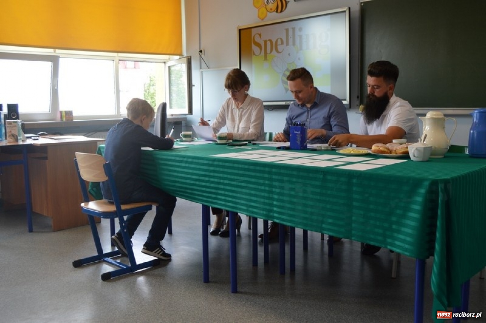 Zdjęcie w galerii na portalu naszraciborz.pl: Czwartoklasiści rywalizowali w konkursie Spelling Bee wiadomości z regionu