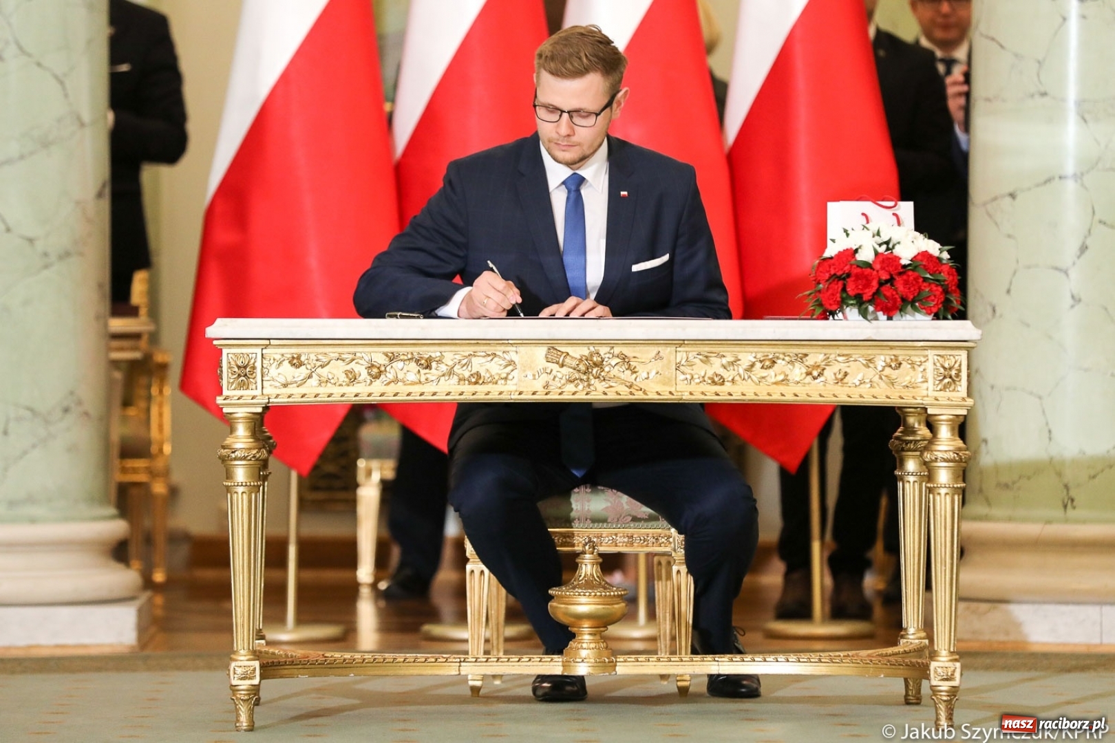 Zdjęcie w galerii na portalu naszraciborz.pl: Michał Woś z Raciborza wszedł w skład rządu Rzeczypospolitej Polskiej. Mamy komentarz nowego ministra na temat spraw raciborskich wiadomości z regionu