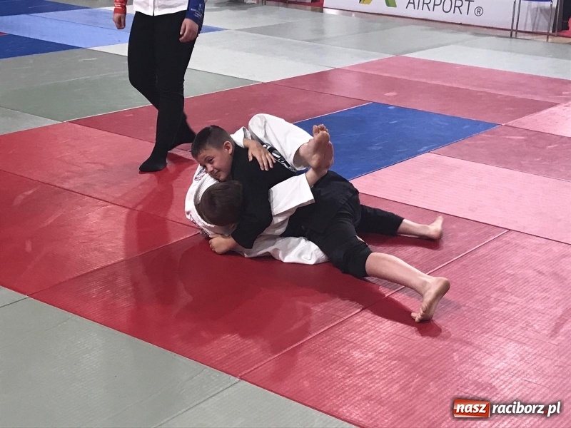 Zdjęcie w galerii na portalu naszraciborz.pl: Łamatorzy na II Silesian Open w Katowicach wiadomości z regionu