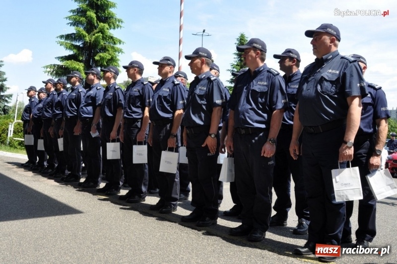 Zdjęcie w galerii na portalu naszraciborz.pl: Śląska, w tym raciborska policja ma nowe hybrydy  wiadomości z regionu