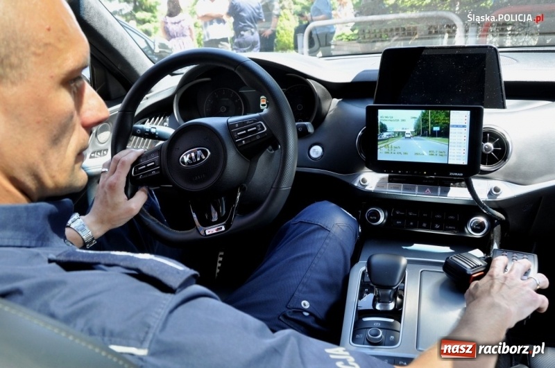 Zdjęcie w galerii na portalu naszraciborz.pl: Śląska, w tym raciborska policja ma nowe hybrydy  wiadomości z regionu