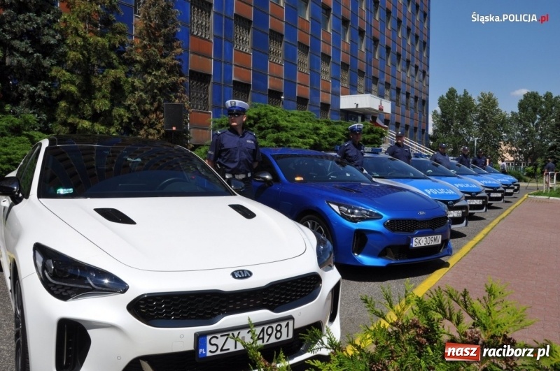 Zdjęcie w galerii na portalu naszraciborz.pl: Śląska, w tym raciborska policja ma nowe hybrydy  wiadomości z regionu