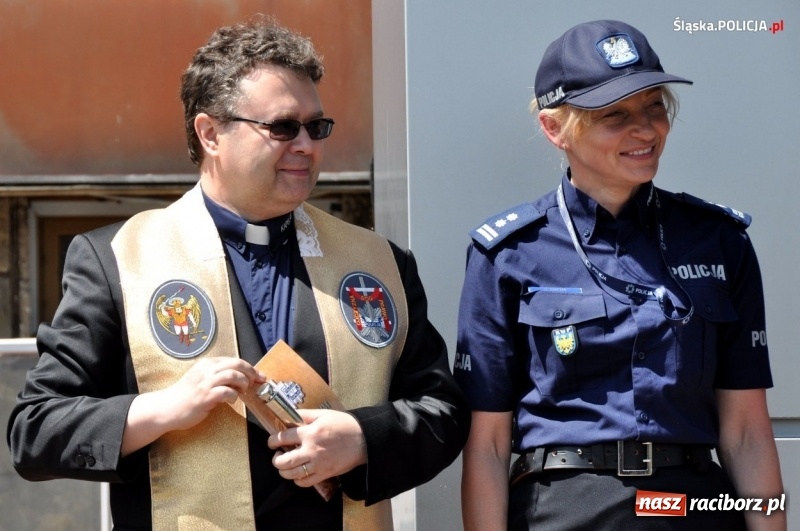 Zdjęcie w galerii na portalu naszraciborz.pl: Śląska, w tym raciborska policja ma nowe hybrydy  wiadomości z regionu