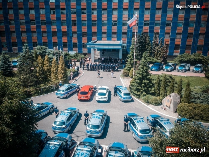 Zdjęcie w galerii na portalu naszraciborz.pl: Śląska, w tym raciborska policja ma nowe hybrydy  wiadomości z regionu