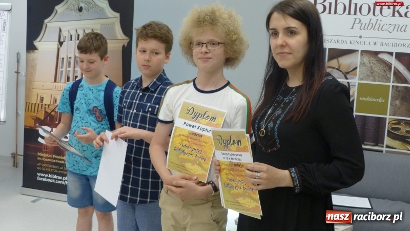 Zdjęcie w galerii na portalu naszraciborz.pl: Podróż przez fantastyczną krainę. Turniej z okazji Światowego Dnia Książki w raciborskiej bibliotece wiadomości z regionu