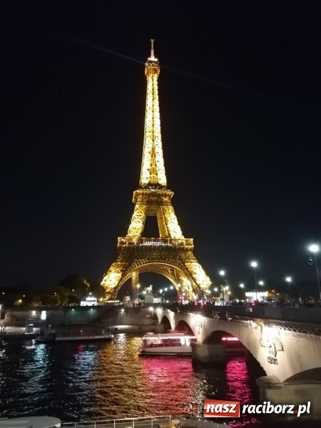 Zdjęcie w galerii na portalu naszraciborz.pl: Uczniowie ZSO nr 1 odkrywali dwie europejskie stolice wiadomości z regionu