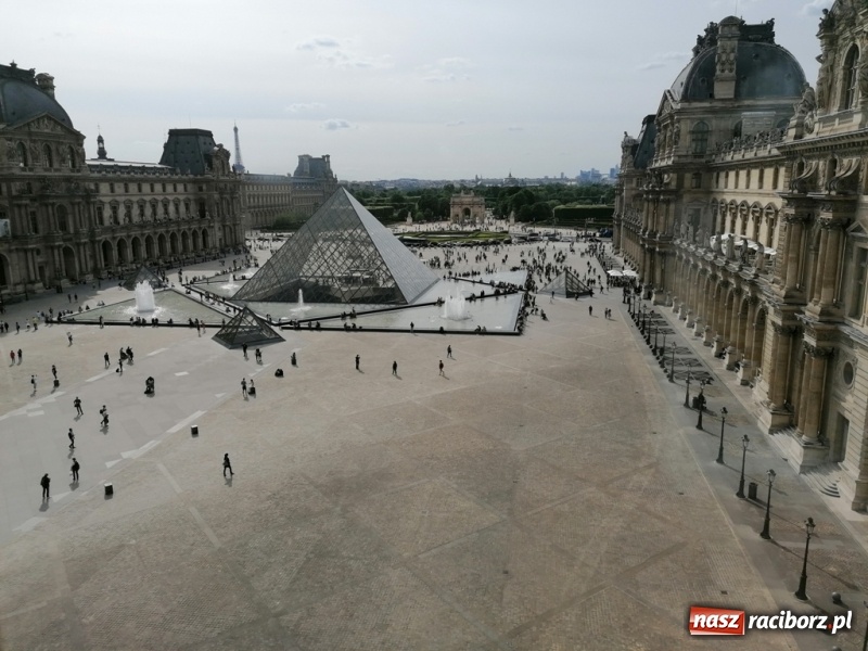 Zdjęcie w galerii na portalu naszraciborz.pl: Uczniowie ZSO nr 1 odkrywali dwie europejskie stolice wiadomości z regionu