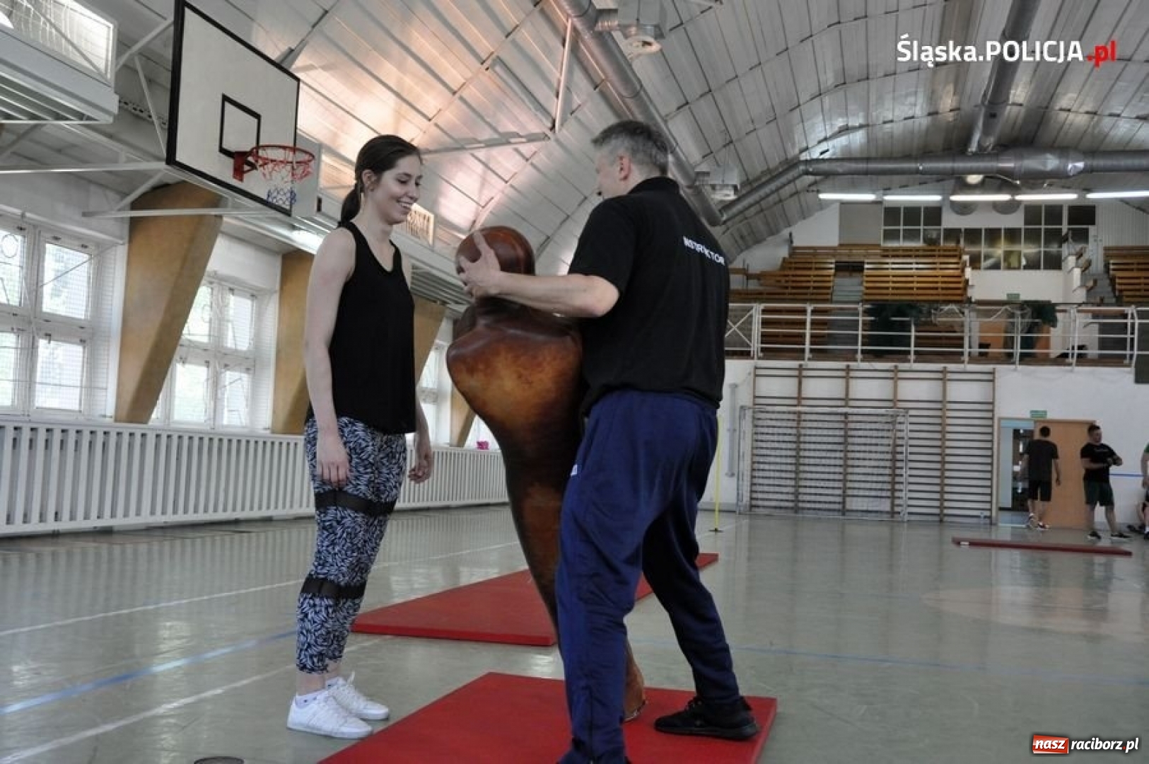 Zdjęcie w galerii na portalu naszraciborz.pl: Śląska policja pokazała pierwszy etap rekrutacji kandydatów do służby [wideo]  wiadomości z regionu