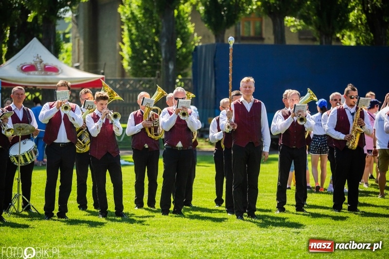 Zdjęcie w galerii na portalu naszraciborz.pl: XXII Sport ku Radości na rozpoczęcie Juwenaliów Raciborskich [FOTO i WIDEO] wiadomości z regionu