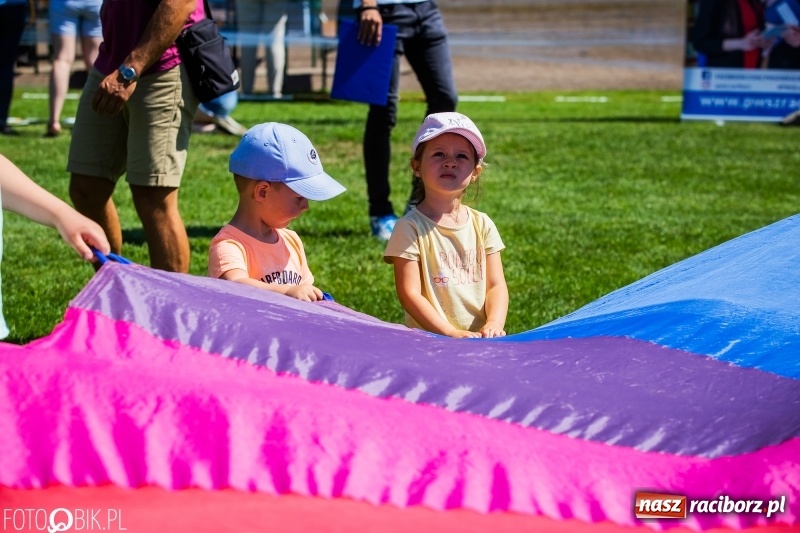 Zdjęcie w galerii na portalu naszraciborz.pl: XXII Sport ku Radości na rozpoczęcie Juwenaliów Raciborskich [FOTO i WIDEO] wiadomości z regionu