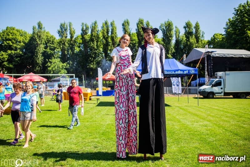 Zdjęcie w galerii na portalu naszraciborz.pl: XXII Sport ku Radości na rozpoczęcie Juwenaliów Raciborskich [FOTO i WIDEO] wiadomości z regionu