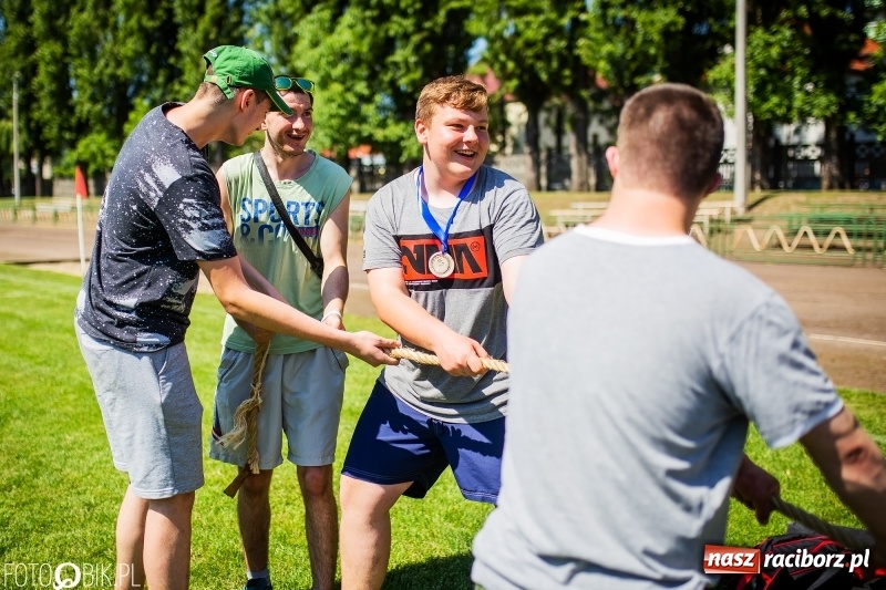 Zdjęcie w galerii na portalu naszraciborz.pl: XXII Sport ku Radości na rozpoczęcie Juwenaliów Raciborskich [FOTO i WIDEO] wiadomości z regionu