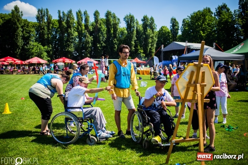 Zdjęcie w galerii na portalu naszraciborz.pl: XXII Sport ku Radości na rozpoczęcie Juwenaliów Raciborskich [FOTO i WIDEO] wiadomości z regionu