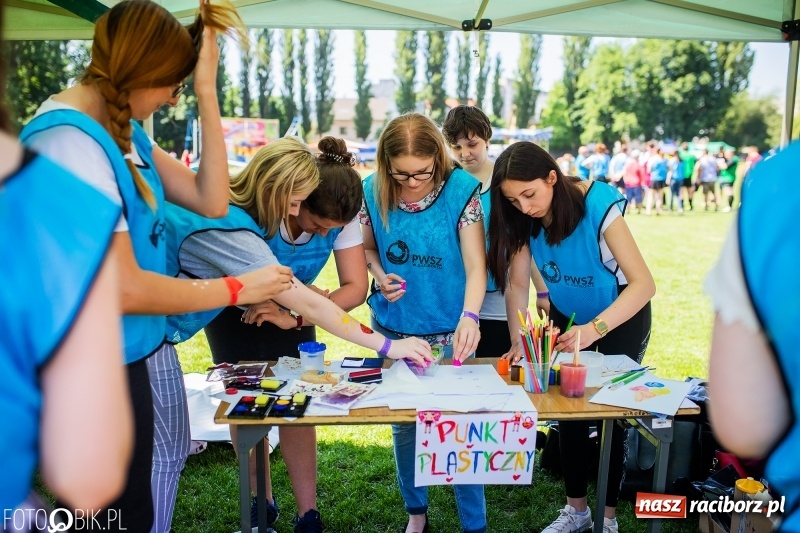 Zdjęcie w galerii na portalu naszraciborz.pl: XXII Sport ku Radości na rozpoczęcie Juwenaliów Raciborskich [FOTO i WIDEO] wiadomości z regionu
