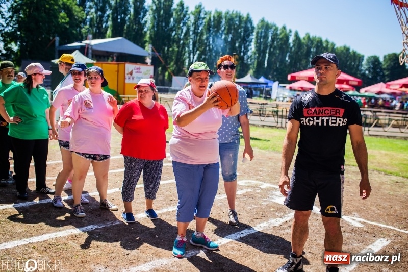 Zdjęcie w galerii na portalu naszraciborz.pl: XXII Sport ku Radości na rozpoczęcie Juwenaliów Raciborskich [FOTO i WIDEO] wiadomości z regionu