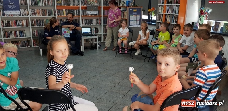 Zdjęcie w galerii na portalu naszraciborz.pl: Pani od wierszyków. W Raciborzu trwa Tydzień Czytania Dzieciom  wiadomości z regionu