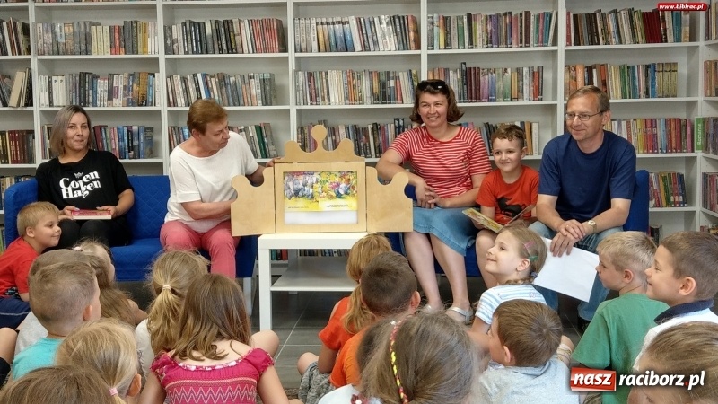 Zdjęcie w galerii na portalu naszraciborz.pl: Pani od wierszyków. W Raciborzu trwa Tydzień Czytania Dzieciom  wiadomości z regionu