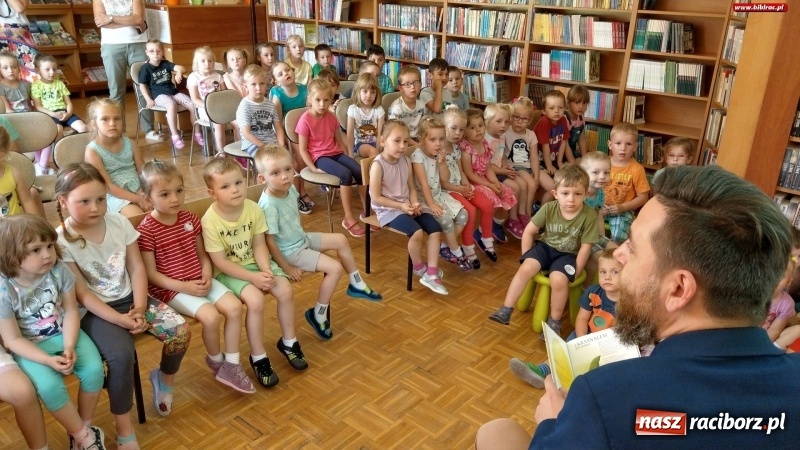 Zdjęcie w galerii na portalu naszraciborz.pl: Pani od wierszyków. W Raciborzu trwa Tydzień Czytania Dzieciom  wiadomości z regionu