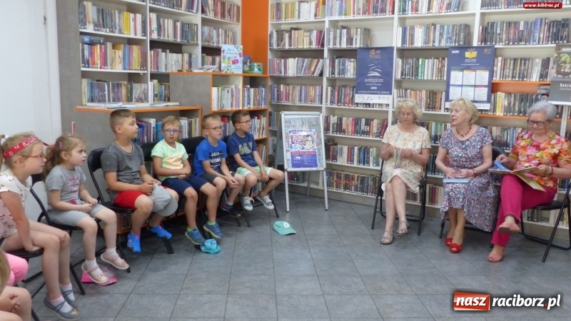 Zdjęcie w galerii na portalu naszraciborz.pl: Pani od wierszyków. W Raciborzu trwa Tydzień Czytania Dzieciom  wiadomości z regionu