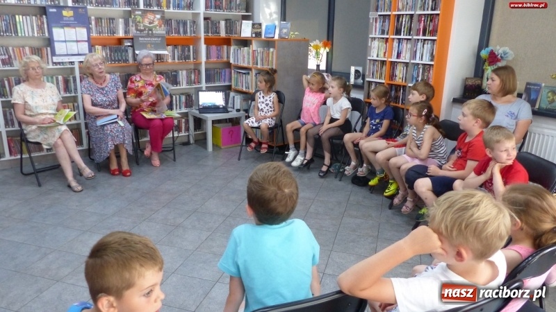 Zdjęcie w galerii na portalu naszraciborz.pl: Pani od wierszyków. W Raciborzu trwa Tydzień Czytania Dzieciom  wiadomości z regionu