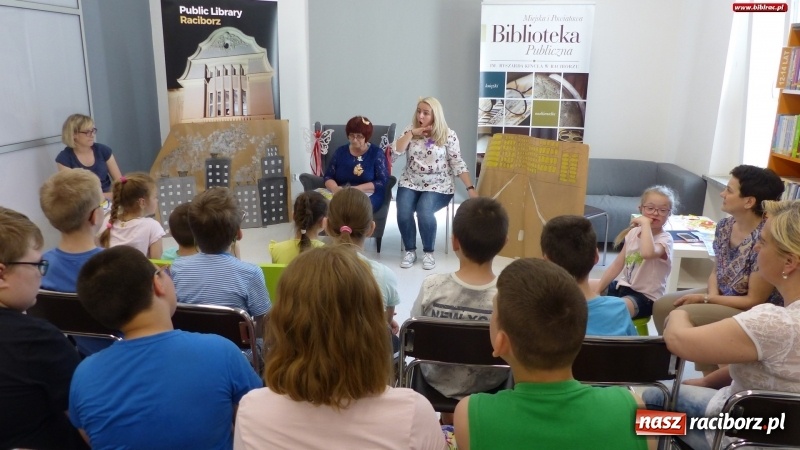 Zdjęcie w galerii na portalu naszraciborz.pl: Pani od wierszyków. W Raciborzu trwa Tydzień Czytania Dzieciom  wiadomości z regionu
