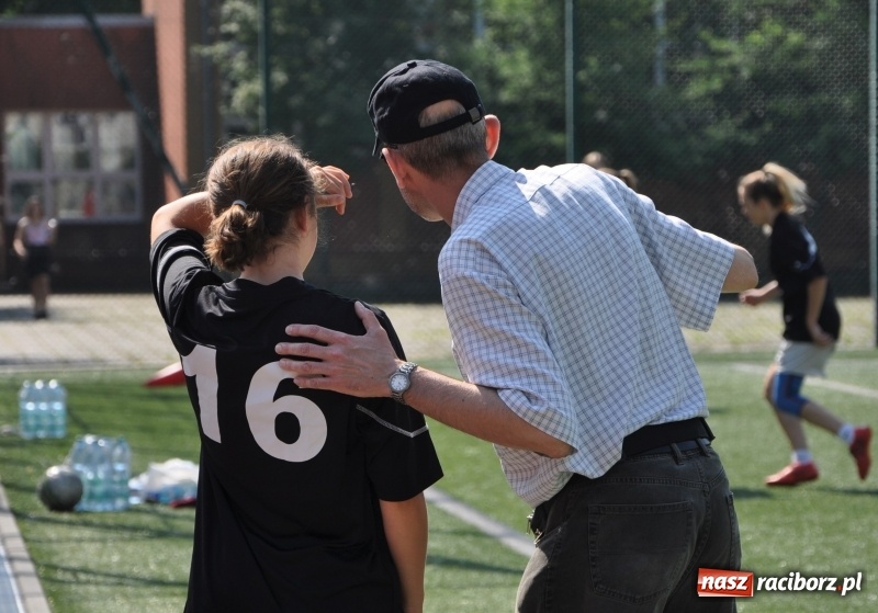 Zdjęcie w galerii na portalu naszraciborz.pl: Dominacja piłkarek ZSO nr 1 w Licealiadzie wiadomości z regionu