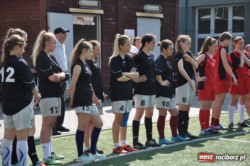 Zdjęcie w galerii na portalu naszraciborz.pl: Dominacja piłkarek ZSO nr 1 w Licealiadzie wiadomości z regionu