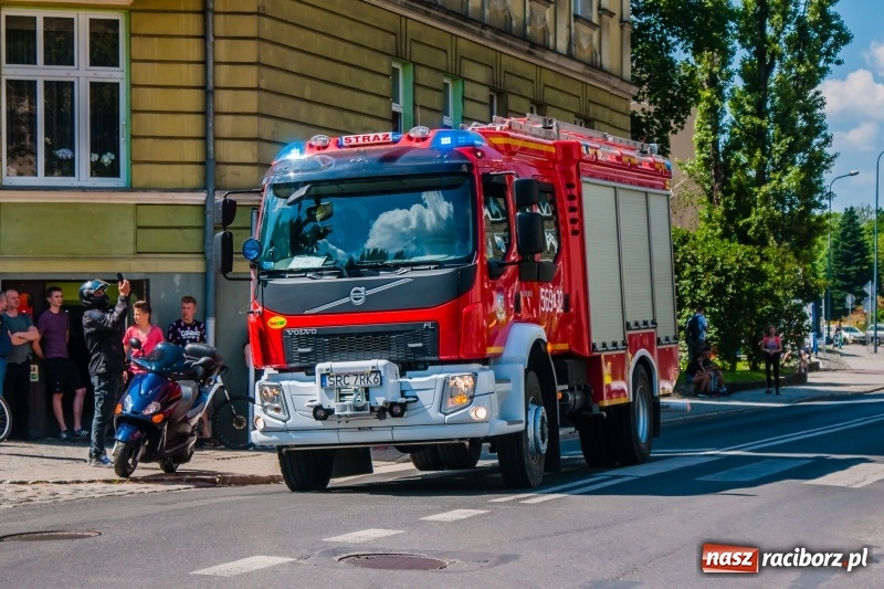Zdjęcie w galerii na portalu naszraciborz.pl: Święty Marceli czuwał! Po pożarze dachu magistratu przyszedł czas na wnioski? wiadomości z regionu