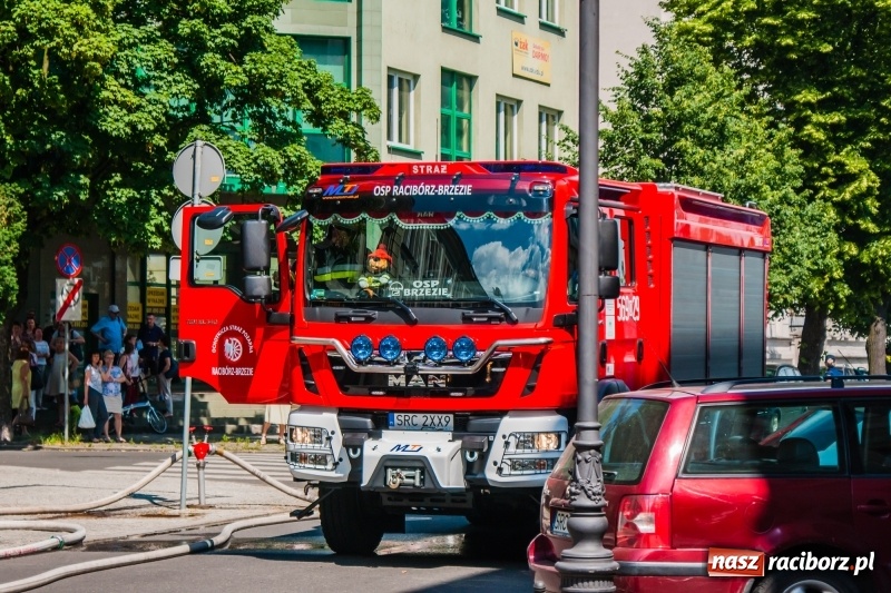 Zdjęcie w galerii na portalu naszraciborz.pl: Święty Marceli czuwał! Po pożarze dachu magistratu przyszedł czas na wnioski? wiadomości z regionu