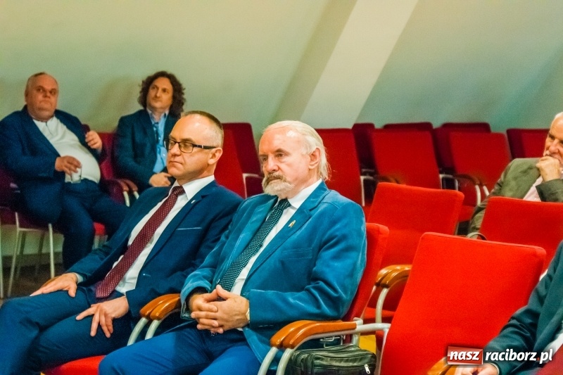 Zdjęcie w galerii na portalu naszraciborz.pl: Trzydzieści lat po wyborach z 1989 roku  wiadomości z regionu