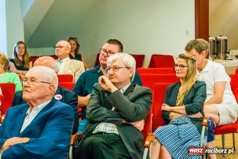 Zdjęcie w galerii na portalu naszraciborz.pl: Trzydzieści lat po wyborach z 1989 roku  wiadomości z regionu