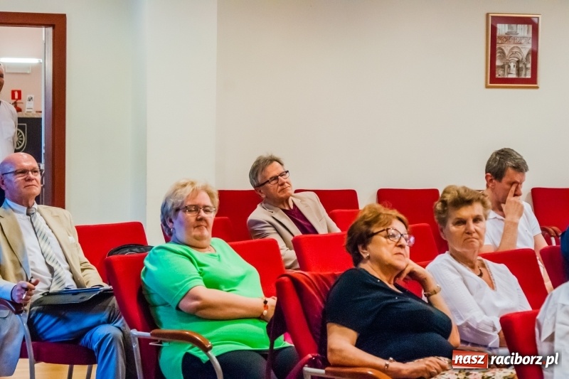 Zdjęcie w galerii na portalu naszraciborz.pl: Trzydzieści lat po wyborach z 1989 roku  wiadomości z regionu