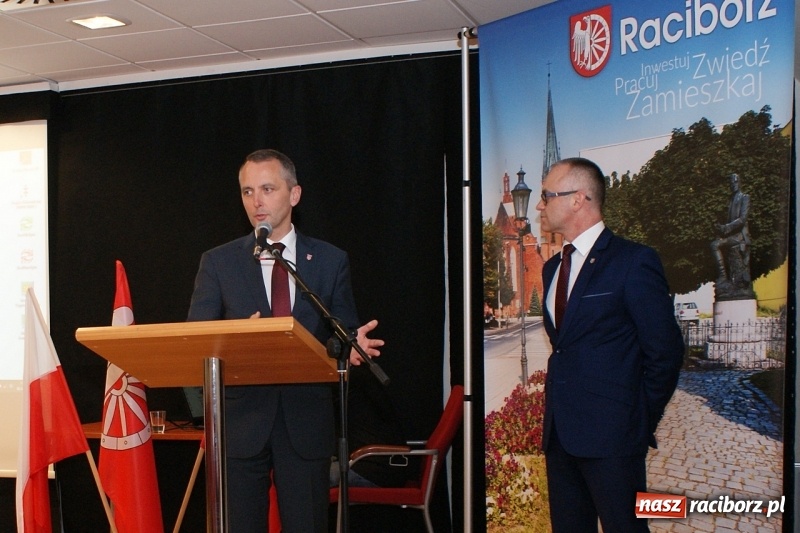 Zdjęcie w galerii na portalu naszraciborz.pl: Trzydzieści lat po wyborach z 1989 roku  wiadomości z regionu