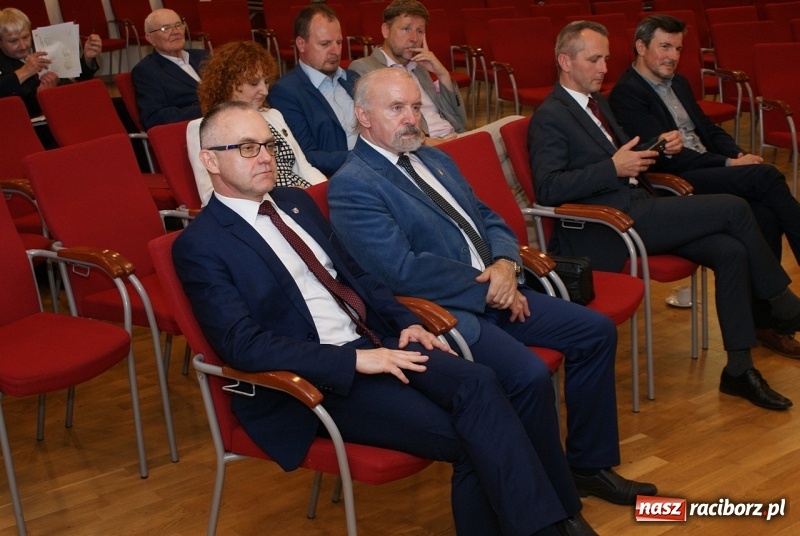Zdjęcie w galerii na portalu naszraciborz.pl: Trzydzieści lat po wyborach z 1989 roku  wiadomości z regionu