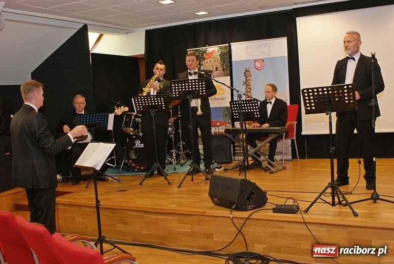 Zdjęcie w galerii na portalu naszraciborz.pl: Trzydzieści lat po wyborach z 1989 roku  wiadomości z regionu