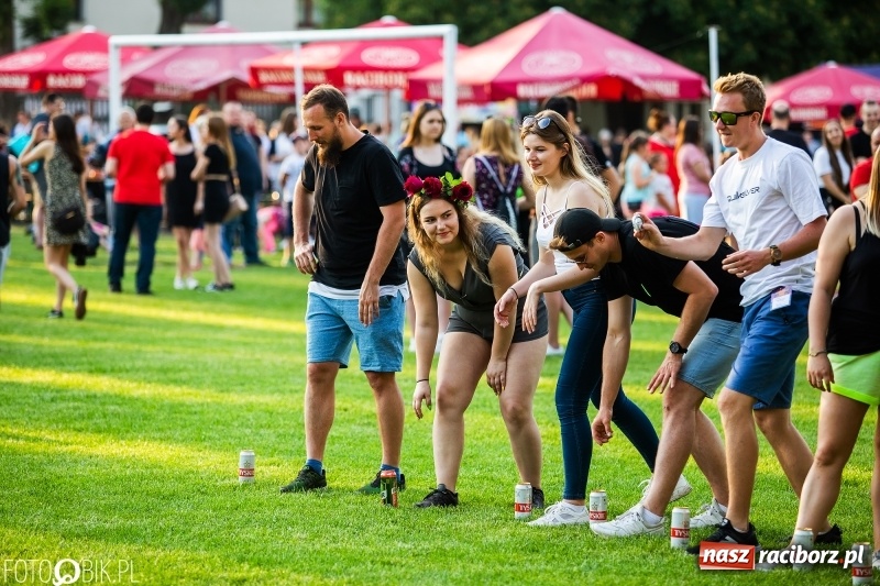 Zdjęcie w galerii na portalu naszraciborz.pl: Łobuzy i Cleo gwiazdami raciborskich Juwenaliów [FOTO i WIDEO] wiadomości z regionu
