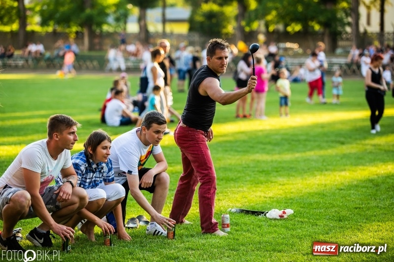 Zdjęcie w galerii na portalu naszraciborz.pl: Łobuzy i Cleo gwiazdami raciborskich Juwenaliów [FOTO i WIDEO] wiadomości z regionu