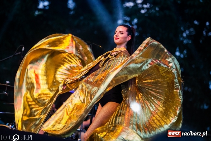 Zdjęcie w galerii na portalu naszraciborz.pl: Łobuzy i Cleo gwiazdami raciborskich Juwenaliów [FOTO i WIDEO] wiadomości z regionu