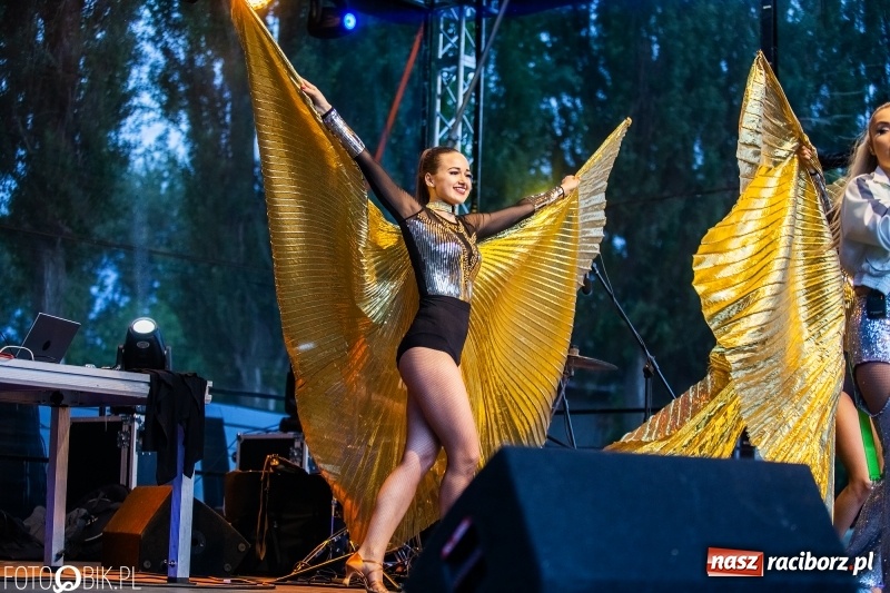 Zdjęcie w galerii na portalu naszraciborz.pl: Łobuzy i Cleo gwiazdami raciborskich Juwenaliów [FOTO i WIDEO] wiadomości z regionu