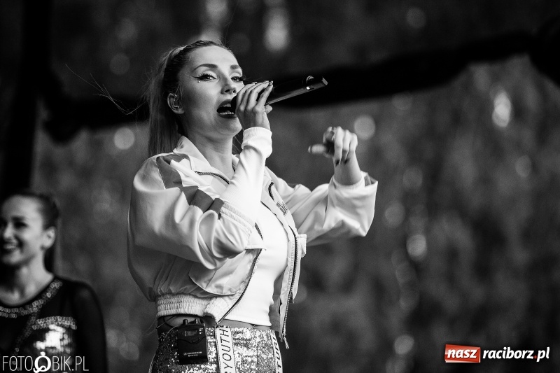 Zdjęcie w galerii na portalu naszraciborz.pl: Łobuzy i Cleo gwiazdami raciborskich Juwenaliów [FOTO i WIDEO] wiadomości z regionu