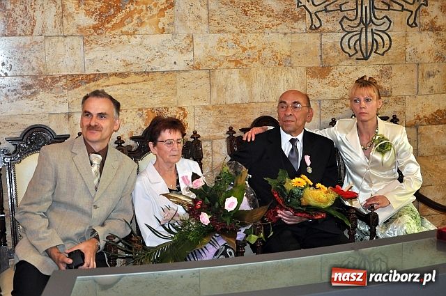 Zdjęcie w galerii na portalu naszraciborz.pl: Szczęśliwej podróży do jubileuszy... wiadomości z regionu