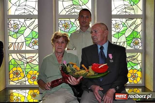 Zdjęcie w galerii na portalu naszraciborz.pl: Szczęśliwej podróży do jubileuszy... wiadomości z regionu