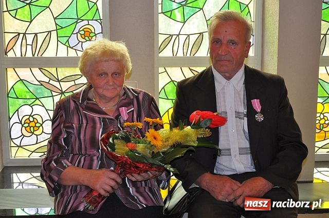 Zdjęcie w galerii na portalu naszraciborz.pl: Szczęśliwej podróży do jubileuszy... wiadomości z regionu