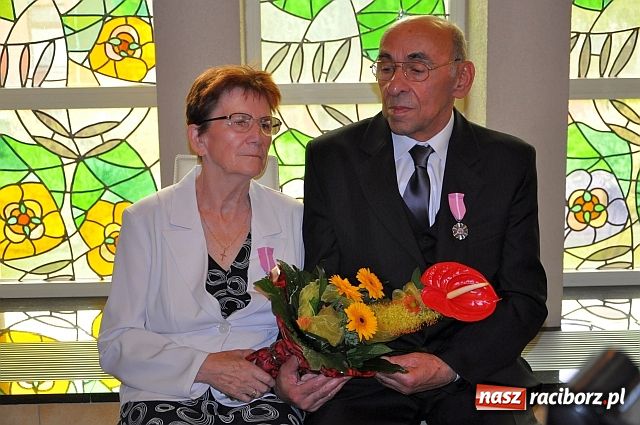 Zdjęcie w galerii na portalu naszraciborz.pl: Szczęśliwej podróży do jubileuszy... wiadomości z regionu