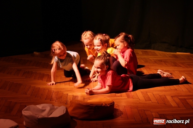 Zdjęcie w galerii na portalu naszraciborz.pl: Grupy artystyczne GCK Nędza zakończyły sezon wiadomości z regionu