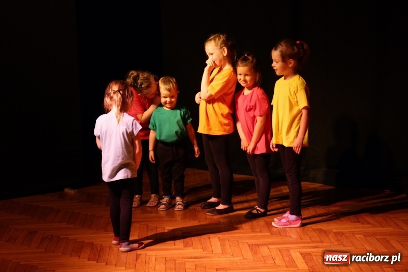 Zdjęcie w galerii na portalu naszraciborz.pl: Grupy artystyczne GCK Nędza zakończyły sezon wiadomości z regionu