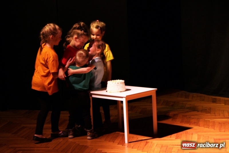 Zdjęcie w galerii na portalu naszraciborz.pl: Grupy artystyczne GCK Nędza zakończyły sezon wiadomości z regionu