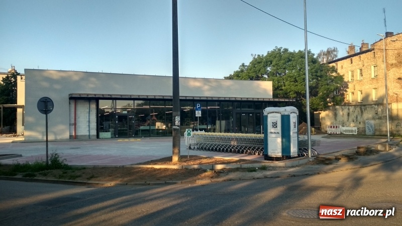 Zdjęcie w galerii na portalu naszraciborz.pl: Wiadomo już, która sieć zastąpi Społem w Berlinioku? [FOTO]  wiadomości z regionu